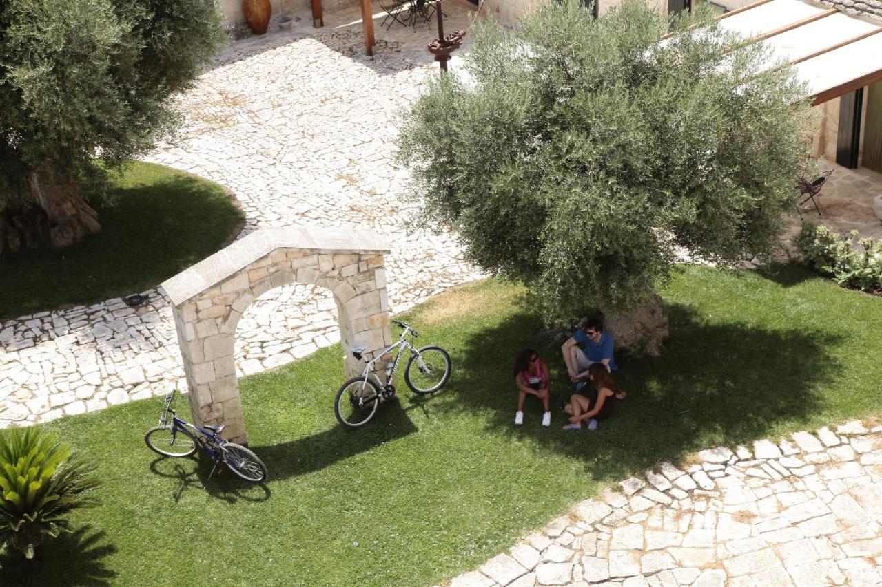 Masseria Madonna Dell'Arco Agriturismo มาร์ตินาฟรังกา ภายนอก รูปภาพ